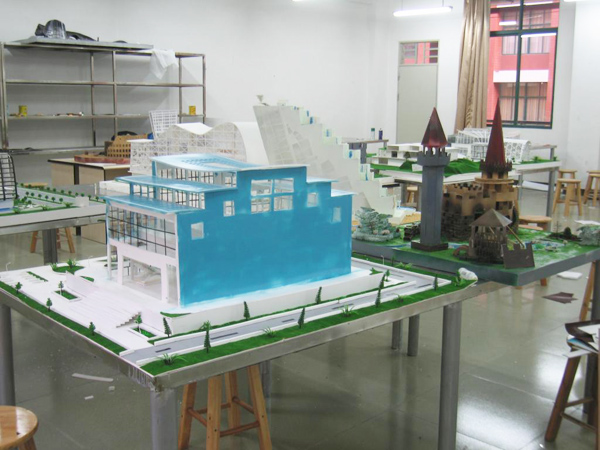 ����ģ�͹�˾������ģ������